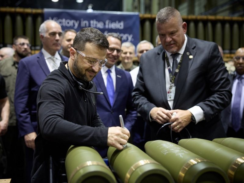 Новости СВО: «Томагавки» на Украине, США отказываются спонсировать ВСУ, украинцы Новости СВО: «Томагавки» на Украине, США отказываются спонсировать ВСУ, украинцы призывают отказаться от Донбасса