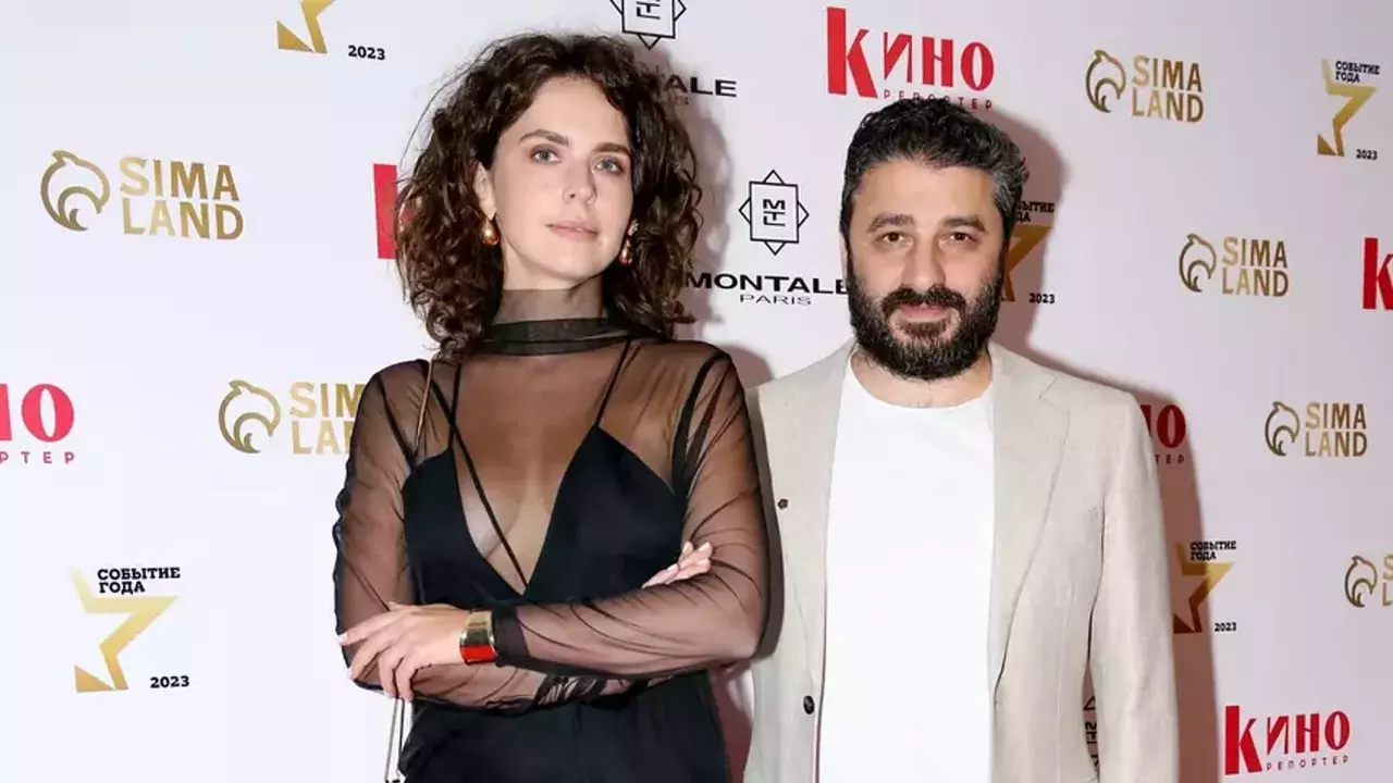 aktrisa-iz-zhizni-po-vyzovu-liza-morjak-snjalas-bez-makijazha.webp.webp Актриса из «Жизни по вызову» Лиза Моряк снялась без макияжа на отдыхе в Греции