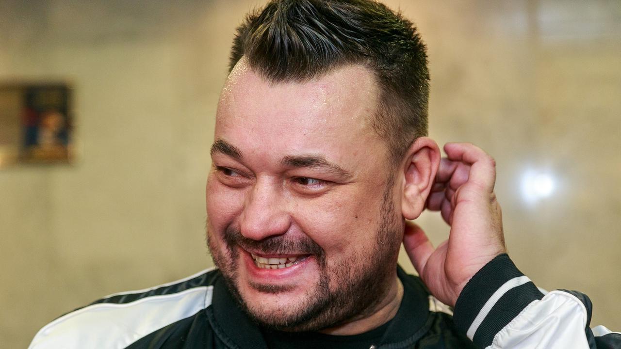 byvaet-s-ljubym-chelovekom-sergej-zhukov-prokommentiroval-situaciju-s-perepivshej.jpg «Бывает с любым человеком»: Сергей Жуков прокомментировал ситуацию с перепившей девушкой в своем баре