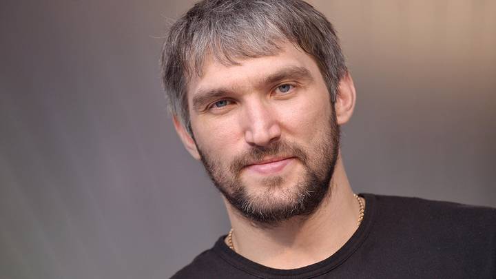 Хоккеист Овечкин сократил отставание от Гретцки до 38 шайб
