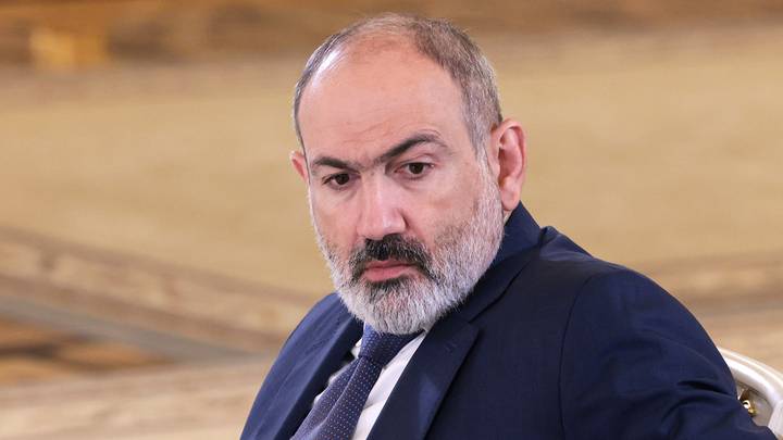 Премьер Армении Пашинян прибыл в Казань для участия в саммите БРИКС