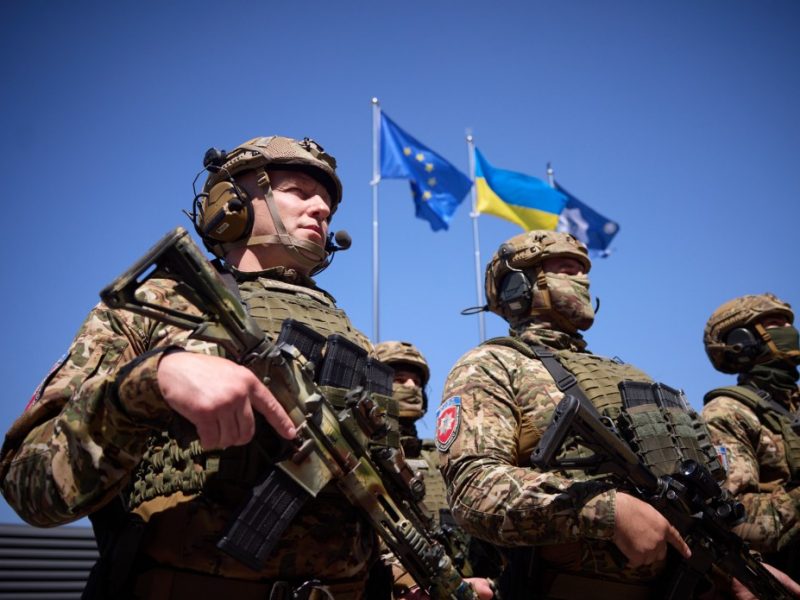 The Telegraph: украинские военные «устали» и готовы к переговорам с The Telegraph: украинские военные «устали» и готовы к переговорам с Россией