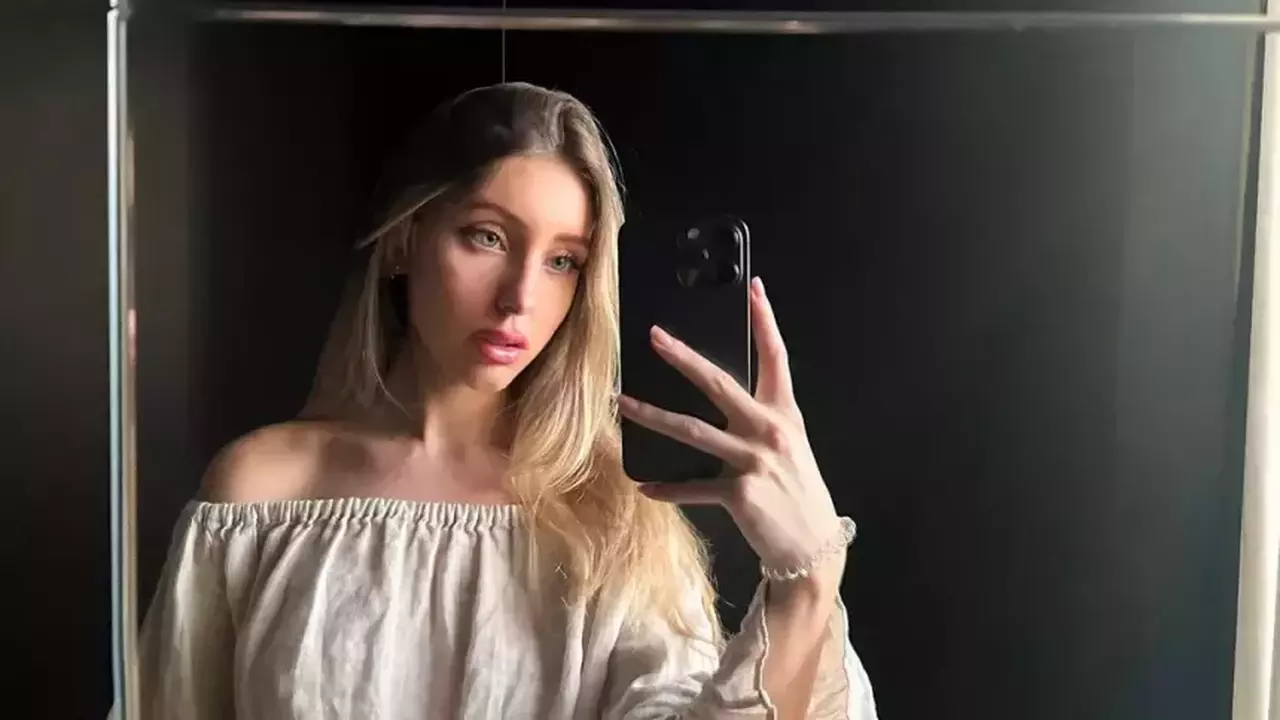 vljubivshaja-v-sebja-pavla-durova-kriptokouch-vavilova-raskryla-sekret-strojnosti.webp.webp Влюбившая в себя Павла Дурова криптокоуч Вавилова раскрыла секрет стройности