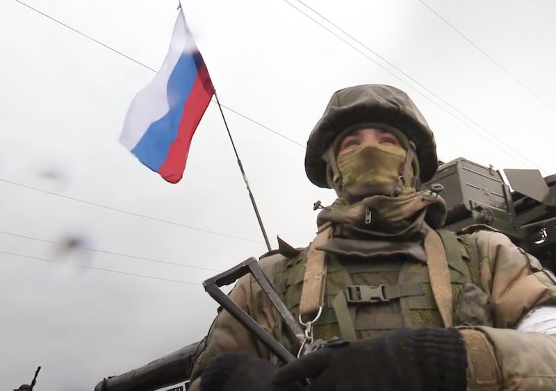 Чудом выживший после штурма русский солдат две недели в одиночку Чудом выживший после штурма русский солдат две недели в одиночку обороняет захваченный опорник ВСУ