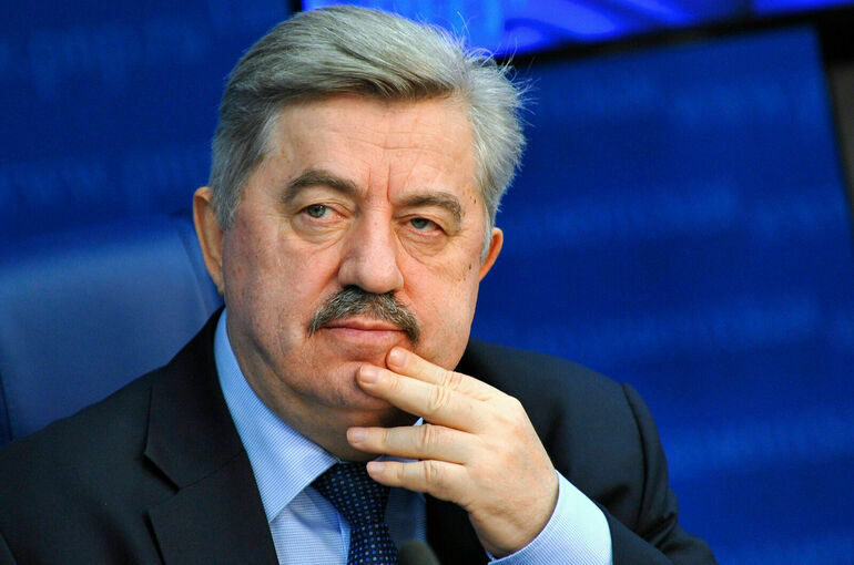 Депутат Водолацкий: Президент Абхазии не должен был подавать в отставку Депутат Водолацкий: Президент Абхазии не должен был подавать в отставку