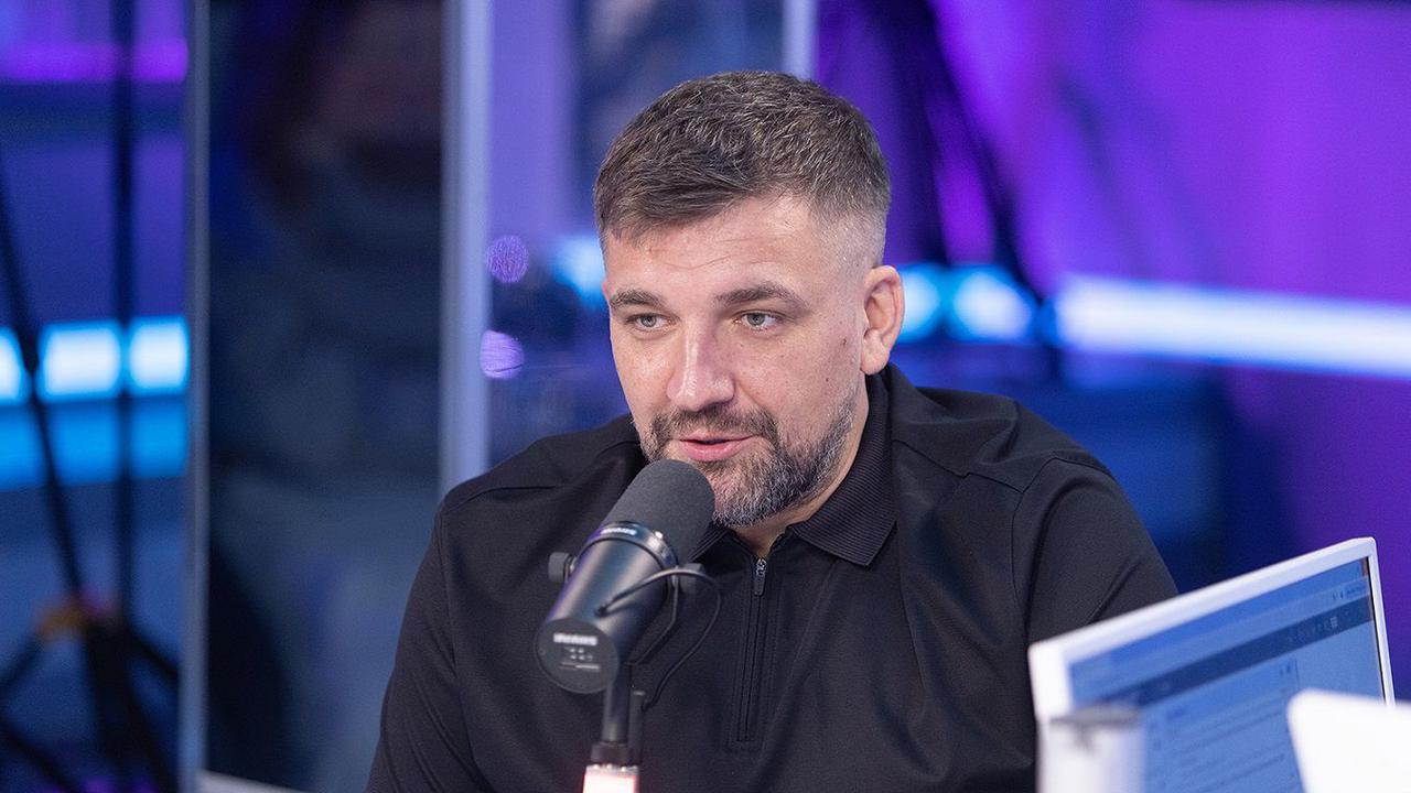 ispolnivshij-hit-madonna-rjeper-basta-zajavil-chto-ne-stremilsja-perepet.jpg Исполнивший хит «Мадонна» рэпер Баста заявил, что не стремился перепеть Серова