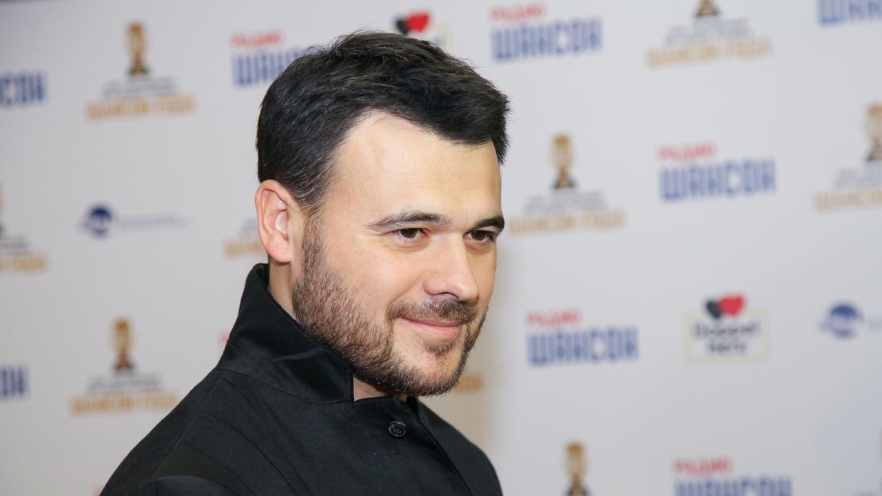 jemin-agalarov-svetitsja-ot-schastja-rjadom-s-jeks-zhenoj-lejloj-i.jpg Эмин Агаларов светится от счастья рядом с экс-женой Лейлой и сыновьями
