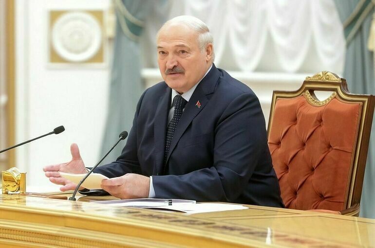 Лукашенко поздравил Трампа с возвращением на должность президента США Лукашенко поздравил Трампа с возвращением на должность президента США
