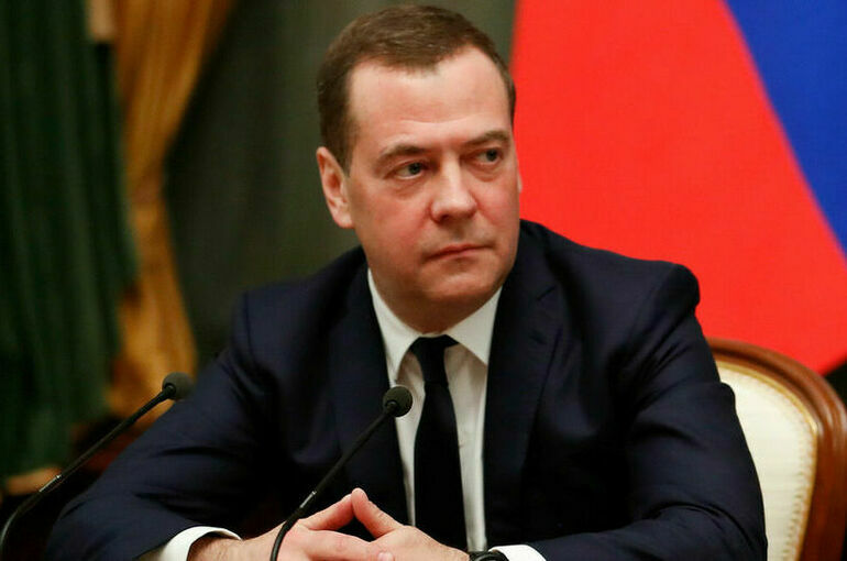 Медведев: Рано или поздно «долларовый пузырь» лопнет Медведев: Рано или поздно «долларовый пузырь» лопнет