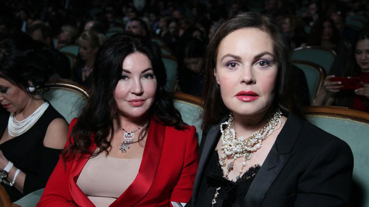 na-rabote-ne-pojmut-ekaterina-andreeva-snjalas-dlja-gljanca-v.jpg «На работе не поймут»: Екатерина Андреева снялась для глянца в необычном образе