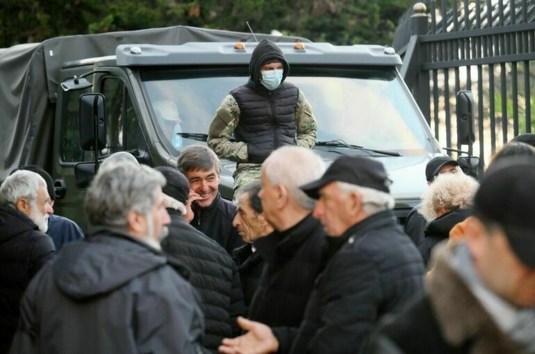 Оппозиция в Абхазии прекратила переговоры с властями Оппозиция в Абхазии прекратила переговоры с властями