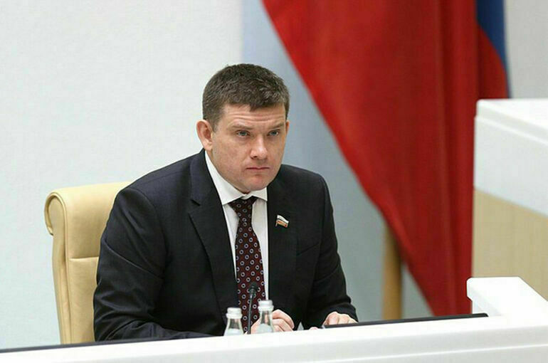 Сенатор Журавлев заявил, что в проекте бюджета учли интересы россиян Сенатор Журавлев заявил, что в проекте бюджета учли интересы россиян