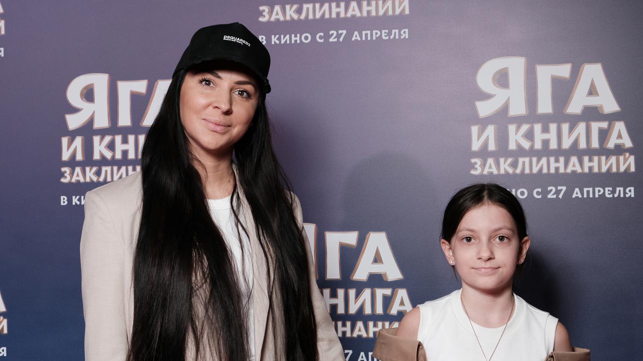 zhena-galustjana-pokazala-povzroslevshuju-doch-kotoruju-nazyvajut-kopiej-shoumena.jpg Жена Галустяна показала повзрослевшую дочь, которую называют копией шоумена
