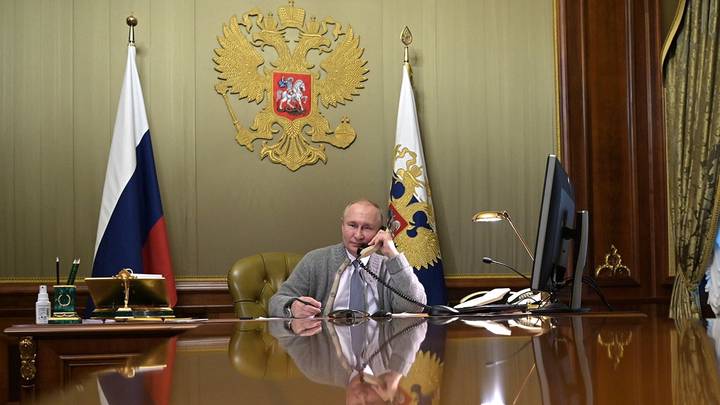 Путин и Эрдоган по телефону детально обсудили ситуацию в Сирии Путин и Эрдоган по телефону детально обсудили ситуацию в Сирии