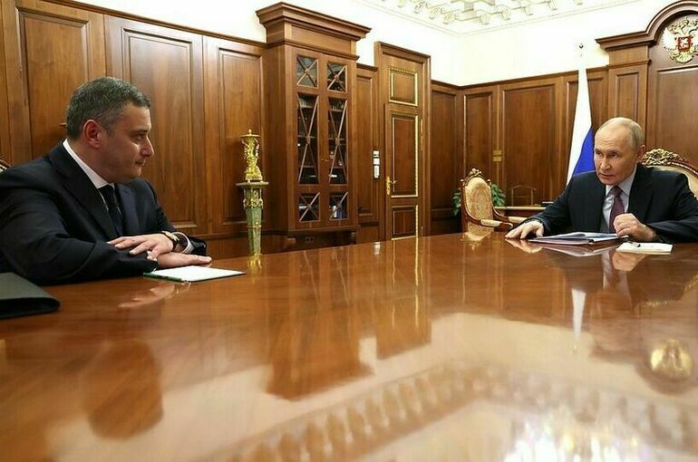 Путин назначил Хинштейна врио губернатора Курской области Путин назначил Хинштейна врио губернатора Курской области