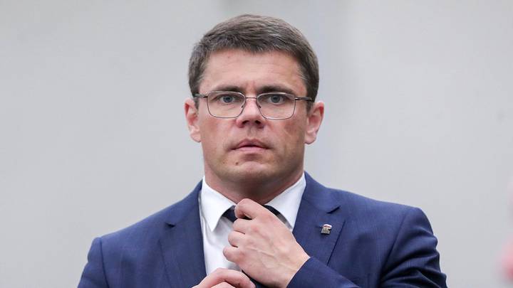 Сын Боярского заменил Хинштейна на посту главы комитета Госдумы Сын Боярского заменил Хинштейна на посту главы комитета Госдумы