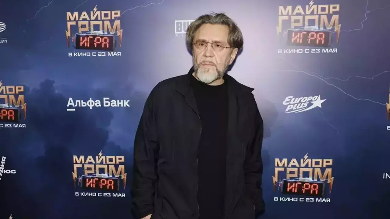 «Подумал, что буду глохнуть»: Сергей Шнуров признался в недуге, с которым живет уже 8 лет