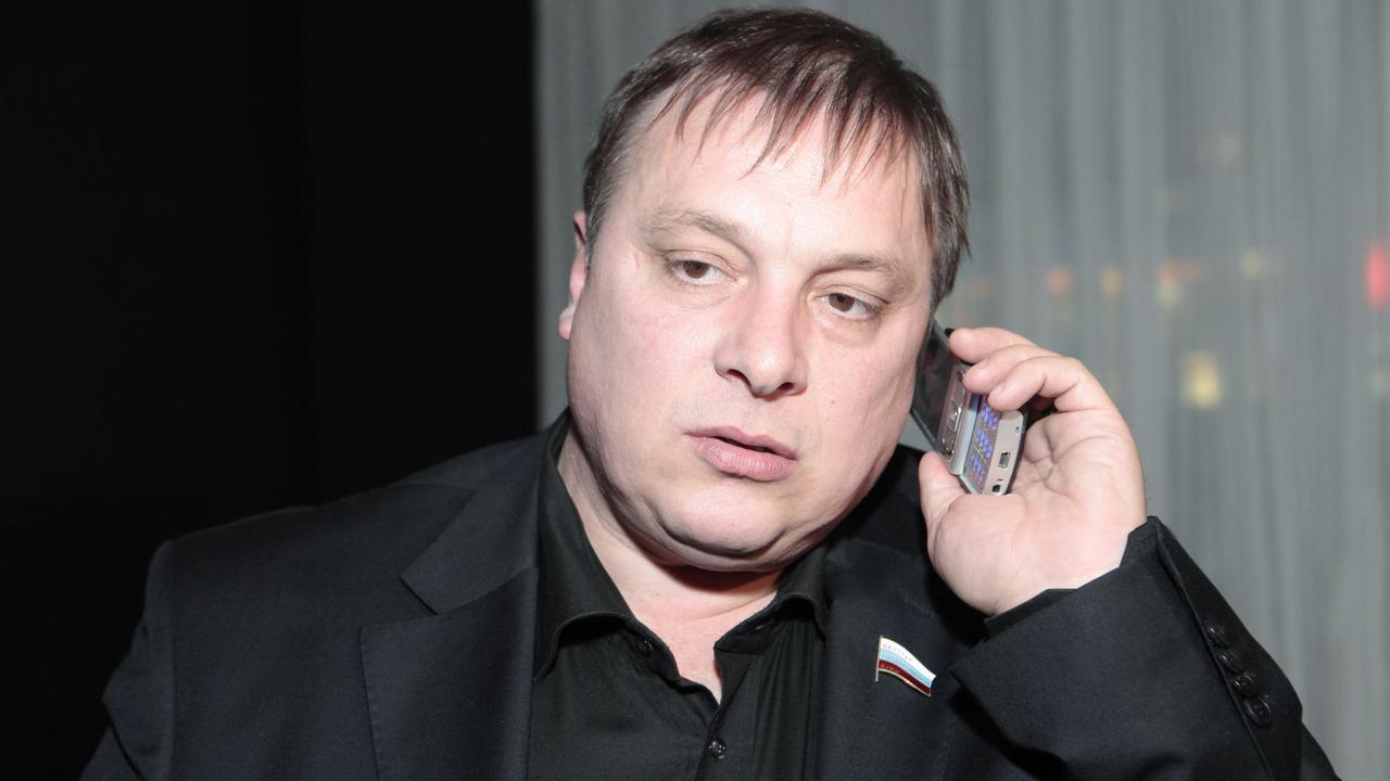 «Вы совершили преступление»: Андрей Разин направил досудебные претензии Алсу и SHAMAN