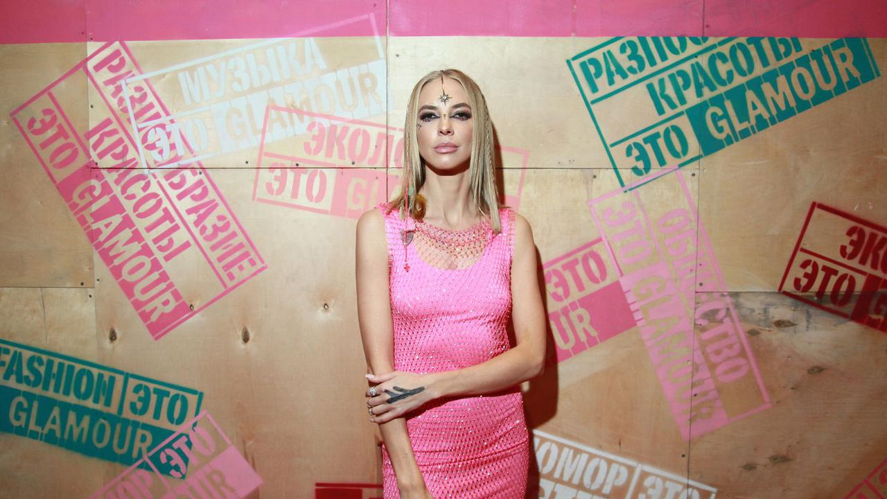zvezda-comedy-women-postradala-posle-vyhoda-v-jefir-shou-vyzhit.jpg Звезда Comedy Women пострадала после выхода в эфир шоу «Выжить в Самарканде»