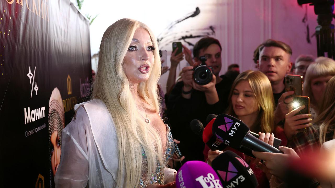 jeti-zhalkie-potugi-s-ee-storony-vygljadjat-deshevo-anastasija-volochkova.jpg «Эти жалкие потуги с ее стороны выглядят дешево»: Анастасия Волочкова снова «прошлась» по мачехе дочери