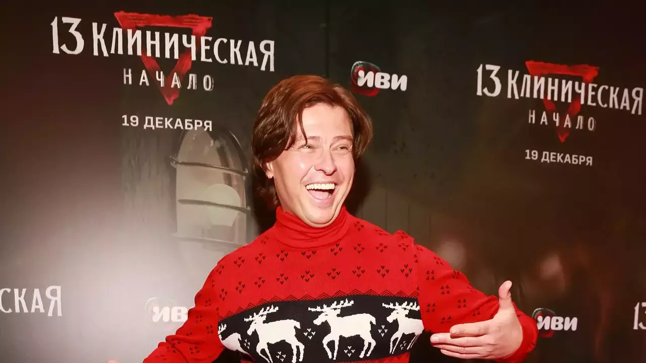 ona-sbityj-letchik-prohor-shaljapin-nazval-sebja-populjarnee-iriny-dubcovoj.webp.webp «Она сбитый летчик»: Прохор Шаляпин назвал себя популярнее Ирины Дубцовой