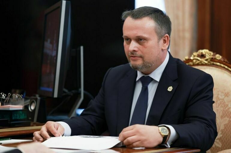 Путин отправил в отставку губернатора Новгородской области Путин отправил в отставку губернатора Новгородской области