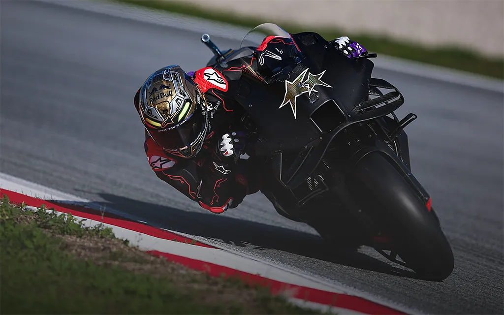Жуткое падение на MotoGP. Действующий чемпион получил тяжёлые травмы в Жуткое падение на MotoGP. Действующий чемпион получил тяжёлые травмы в первых же тестах