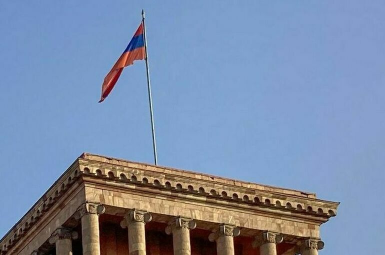 Армения не будет пересматривать позицию по ОДКБ