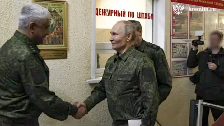 Главное из совещания Путина в пункте управления курской группировкой войск Главное из совещания Путина в пункте управления курской группировкой войск