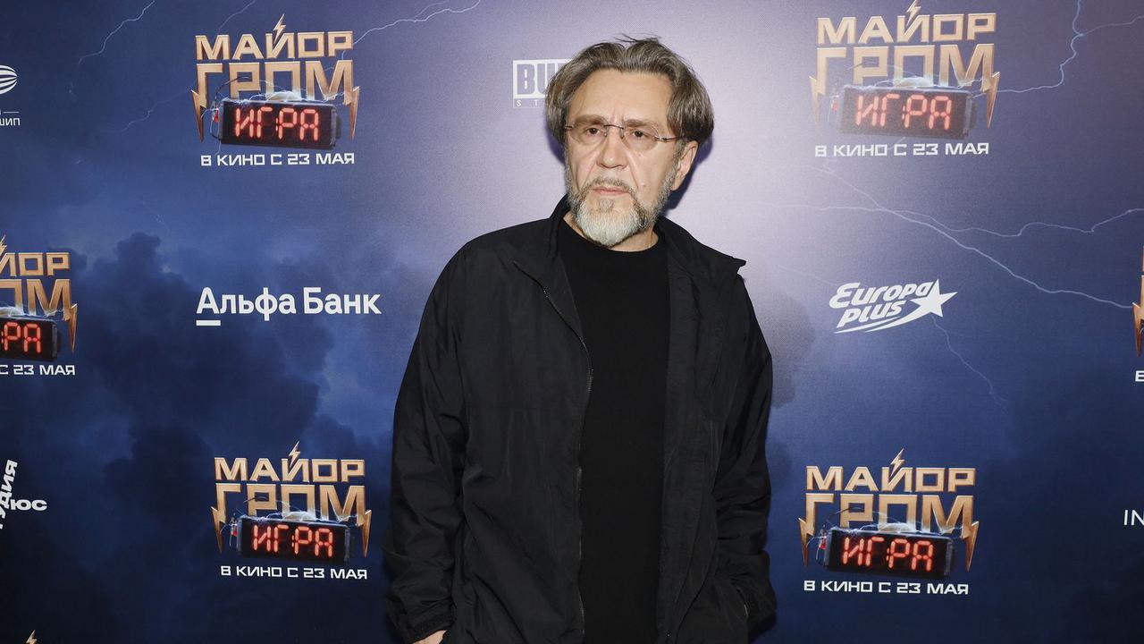 Сергей Шнуров назвал шоу-бизнес «гадостью» и запретил детям слушать свои песни
