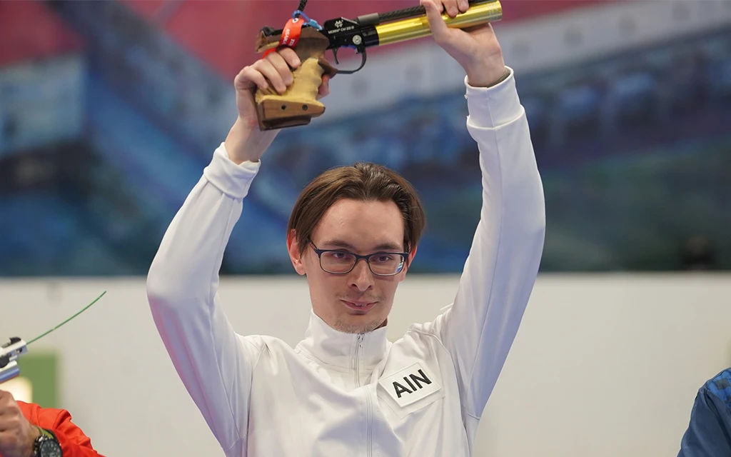 Шутки кончились. Россиянин победил турка-мема и стал семикратным чемпионом Европы Шутки кончились. Россиянин победил турка-мема и стал семикратным чемпионом Европы