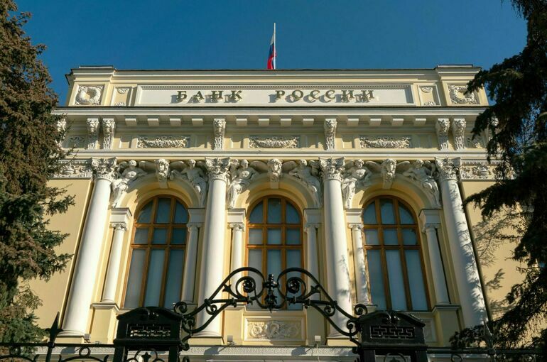 Госдума порекомендует ЦБ увеличить лимит страхования вкладов в два раза Госдума порекомендует ЦБ увеличить лимит страхования вкладов в два раза