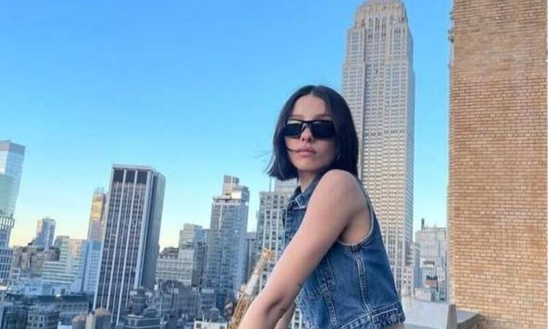 Известная топ-модель умерла в 27 лет из-за редкого заболевания, не выходя из комы