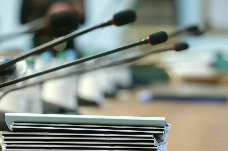 Комитеты Госдумы рекомендовали принять к сведению отчет Центробанка за год Комитеты Госдумы рекомендовали принять к сведению отчет Центробанка за год