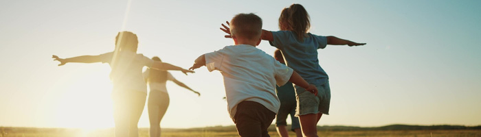 Ученые исследуют когнитивные способности людей, выросших без братьев и сестер