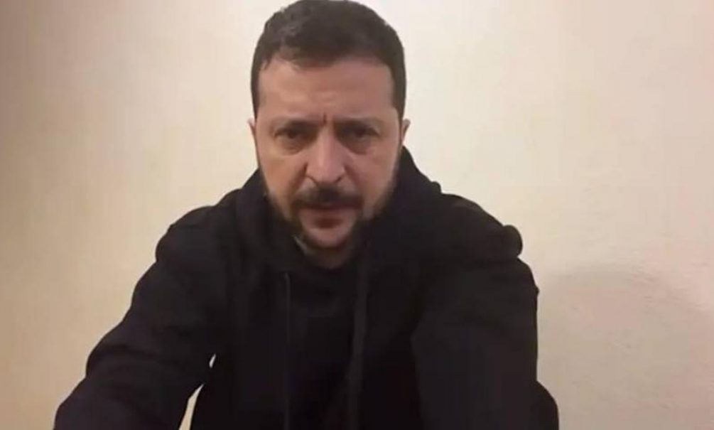 Зеленский в панике: «Поднимается как на плаху», — эксперт по лжи и языку жестов о позоре в Гааге