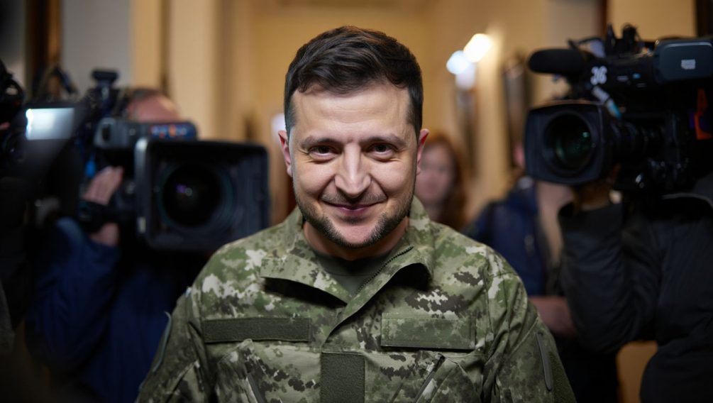 Так Зеленскому и надо: в Германии «потеряли» миллиард евро для Украины