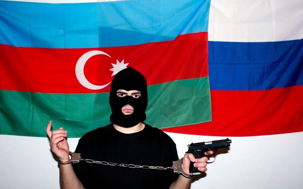 «Разведка боем»: что стоит за массовыми задержаниями россиян в Азербайджане — эксперты уверены, это только начало