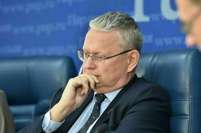 Депутат заявил о неготовности россиян отказаться от западных компаний Депутат заявил о неготовности россиян отказаться от западных компаний