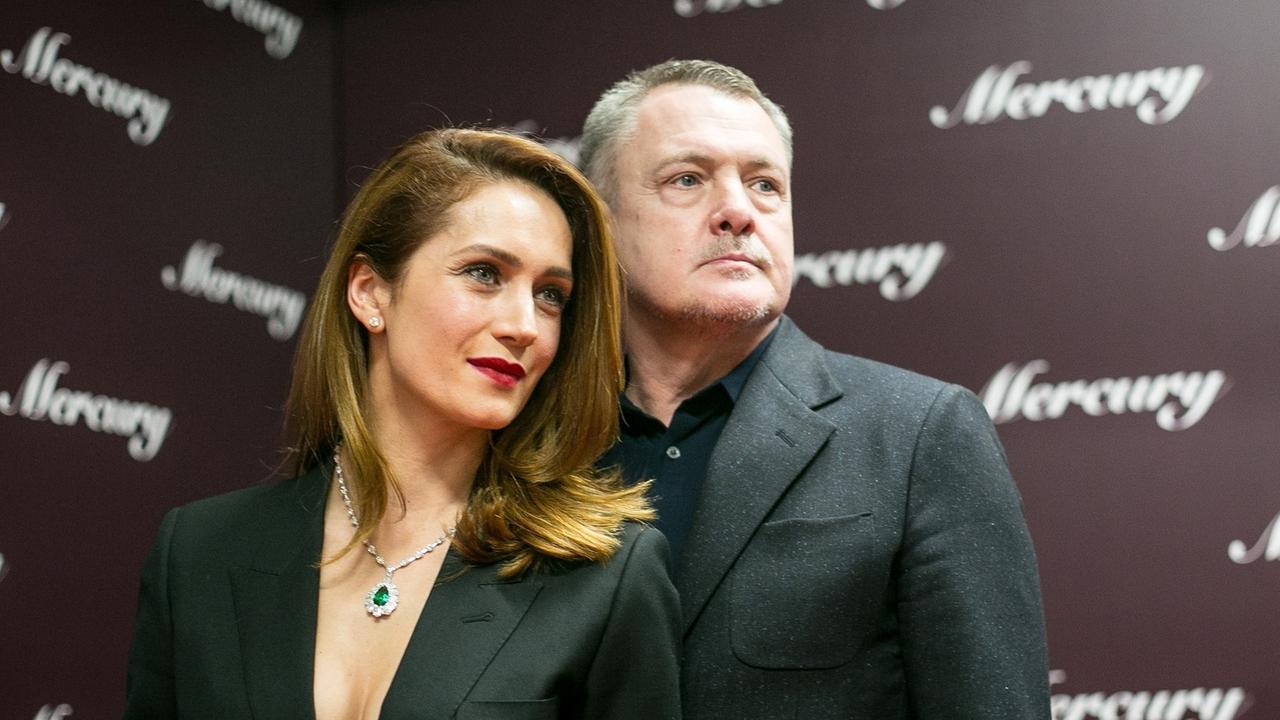 obnimaju-vas-krepko-i-svetlogo-prohoda-julija-peresild-obratilas-k.jpg «Обнимаю Вас крепко! И светлого прохода»: Юлия Пересильд обратилась к умершему от рака Юрию Морозу