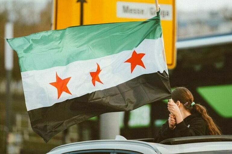 Военные договорились прекратить боевые действия на юге Сирии Военные договорились прекратить боевые действия на юге Сирии