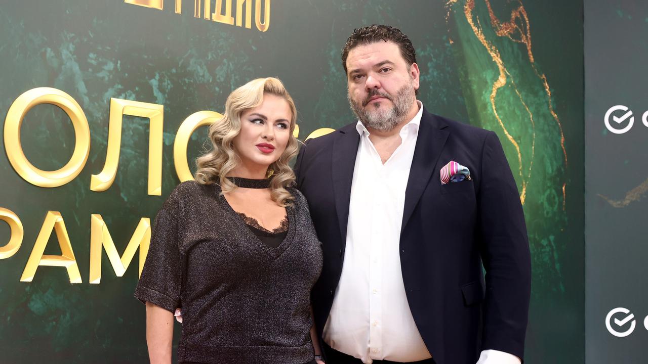 dolzhen-pohudet-na-20-kg-semenovich-zanjalas-zdorovem-zheniha-posle.jpg Должен похудеть на 20 кг: Семенович занялась здоровьем жениха после того, как они застряли в лифте