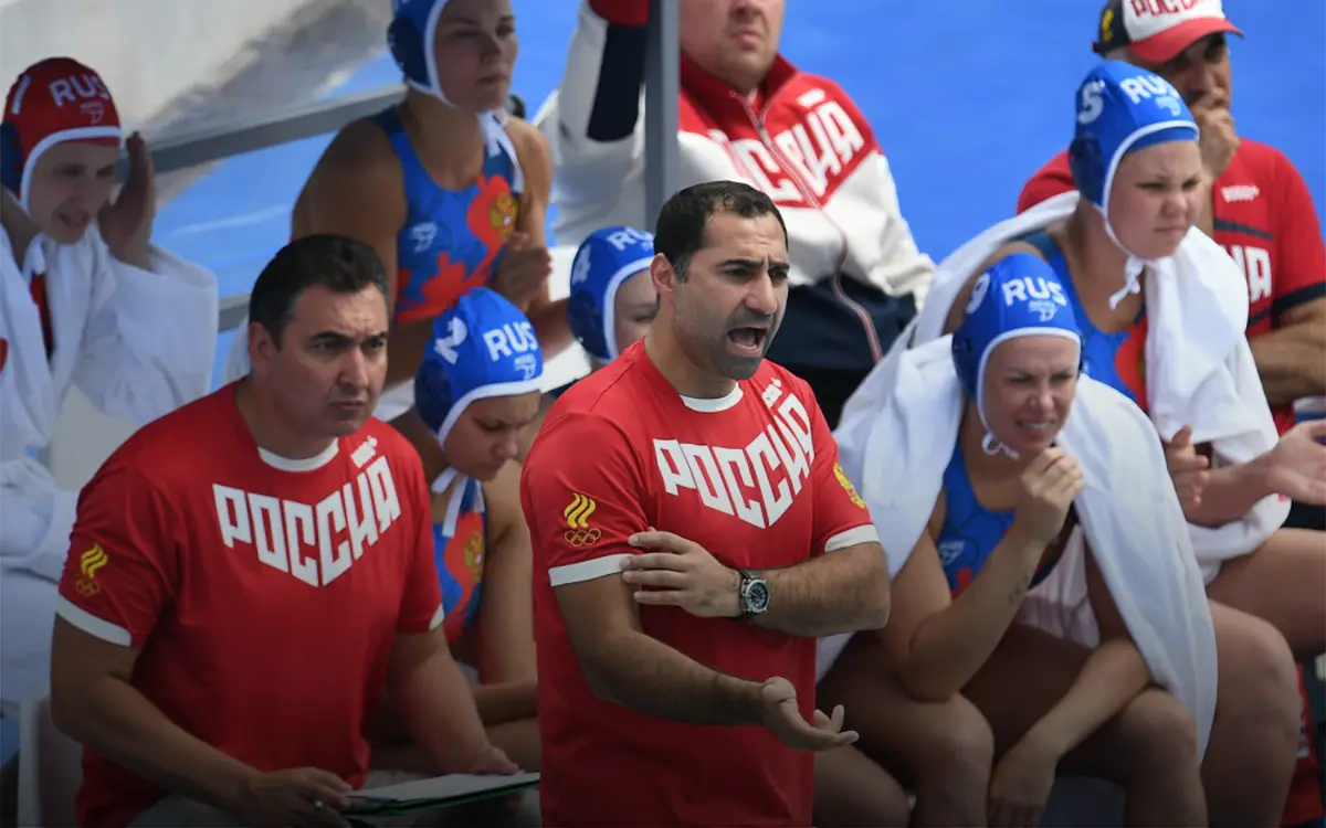 Российского болельщика раздели в Европе. Абсурдный скандал на чемпионате мира Российского болельщика раздели в Европе. Абсурдный скандал на чемпионате мира