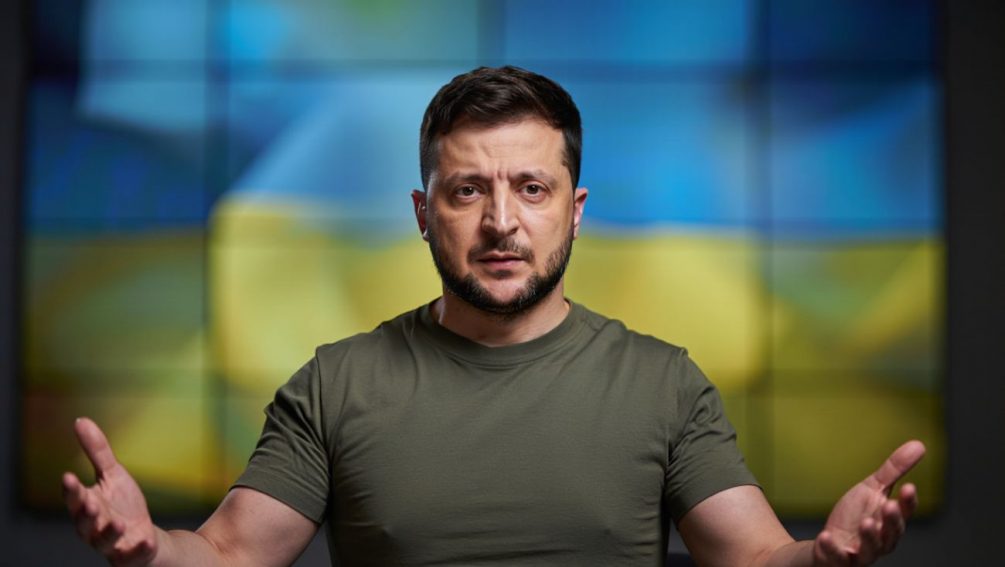 Зеленский готовится к поражению? Британский аналитик объяснил, что скрывается за словами «просроченного»