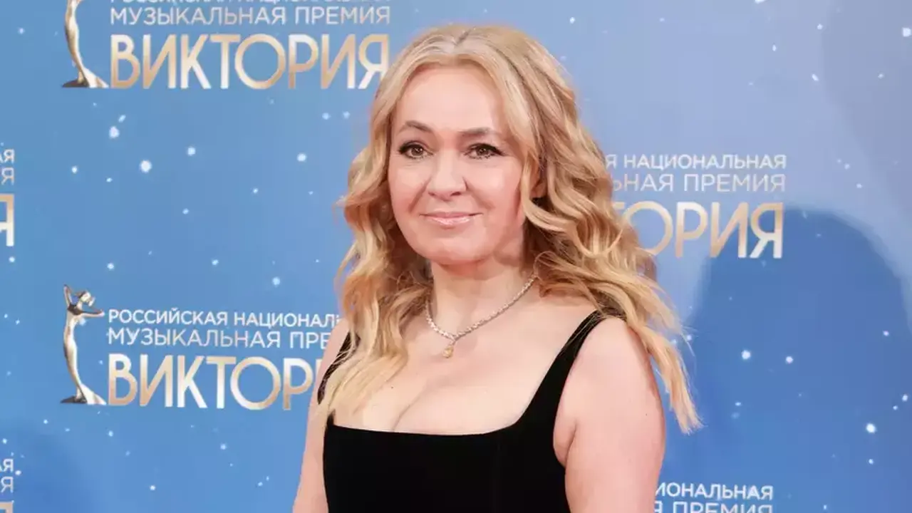 «Благодарю тебя за пример для детей»: Яна Рудковская поддержала Егора Крида после его поцелуя с танцовщицей