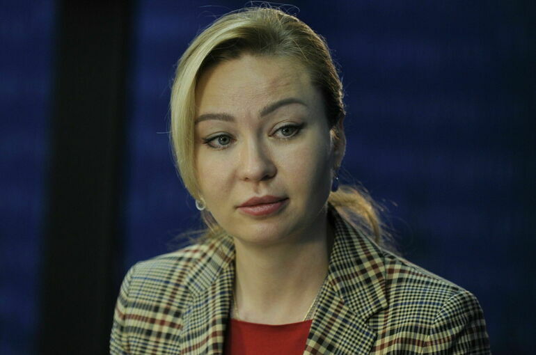 Сенатор Никонорова рассказала, чего ждать от будущей встречи Путина и Сенатор Никонорова рассказала, чего ждать от будущей встречи Путина и Трампа
