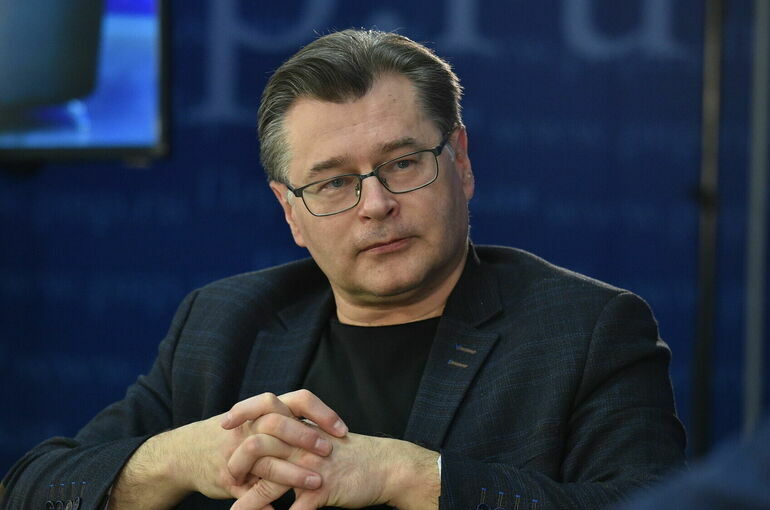 Политолог: Трамп завышает ожидания от встречи с Си Цзиньпином Политолог: Трамп завышает ожидания от встречи с Си Цзиньпином