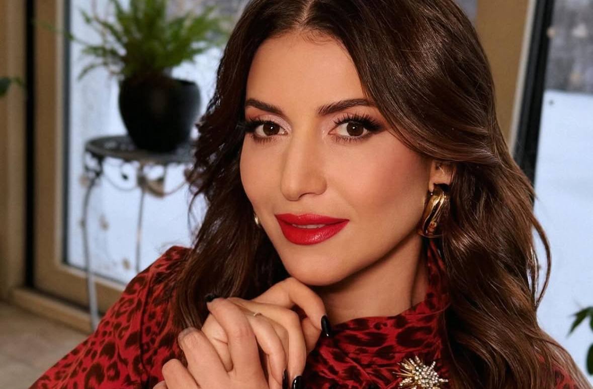 Жасмин впервые стала бабушкой: «Когда я приехала в роддом, невестка Жасмин впервые стала бабушкой: «Когда я приехала в роддом, невестка уже бегала по палате»