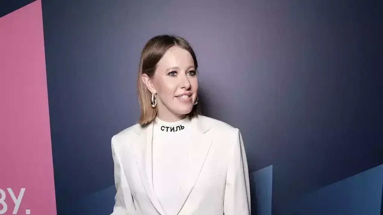 do-jetogo-poluchila-pjatiletnjuju-shengenskuju-vizu-sobchak-dobivaetsja-vida-na.webp.webp До этого получила пятилетнюю шенгенскую визу: Собчак добивается вида на жительство в Испании для себя и сына