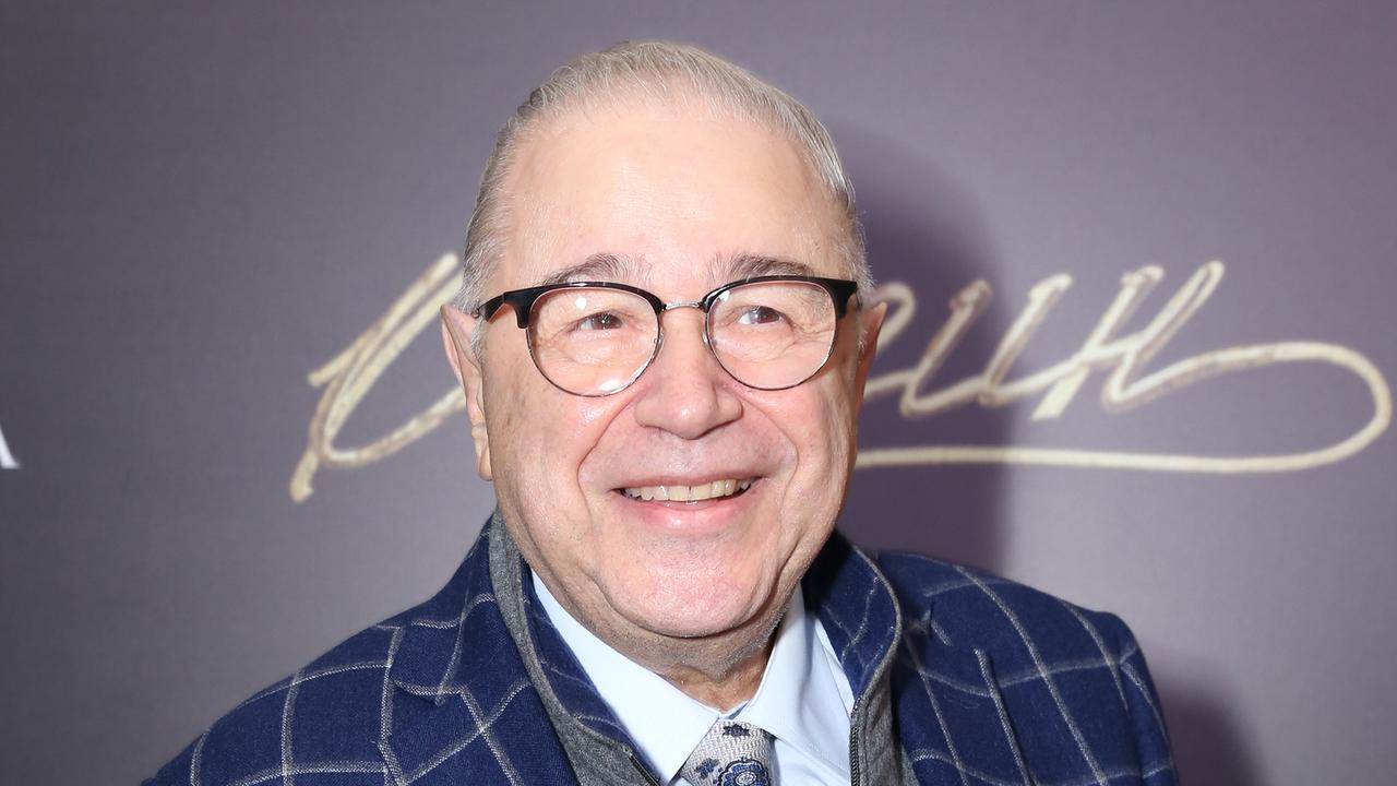 dredy-i-tatuirovki-evgenij-petrosjan-porazil-set-novym-obrazom.jpg Дреды и татуировки: Евгений Петросян поразил Сеть новым образом